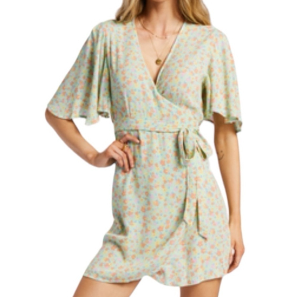 NWOT Billabong All For You Mini Dress in Spearmint Green SZ XS - Picture 1 of 8